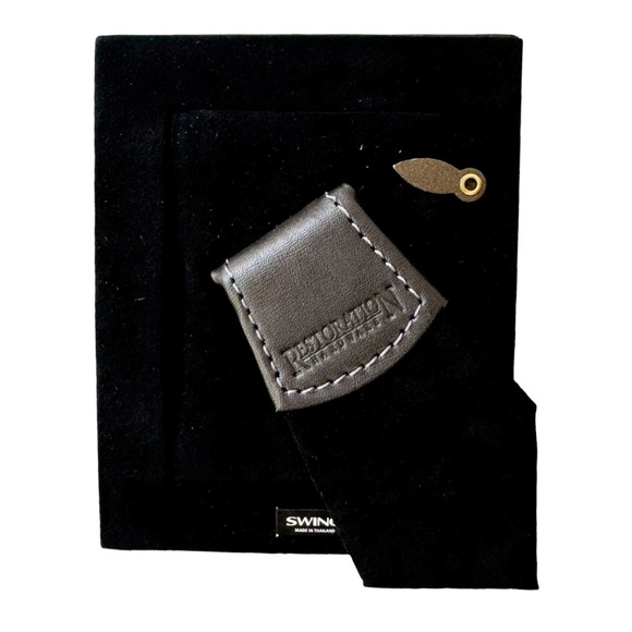 Restoration Hardware Plataeu Leather Beveled Frames for 2x3 photos | Set of 4 - Picture 4 of 8